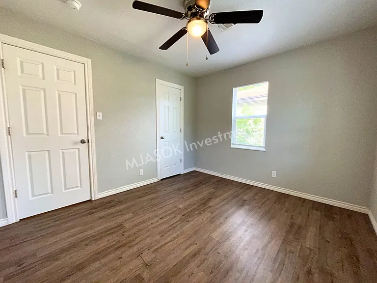 1713 NW Irwin Ave — Photo 17