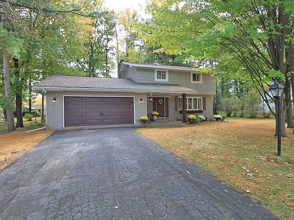 2nd image of 1001 Military Rd
