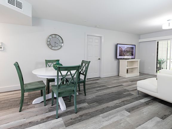 4th image of 2154 Arbour Walk Cir APT 2516