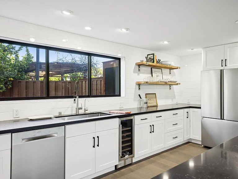 303 Bodega Ave — Photo 11