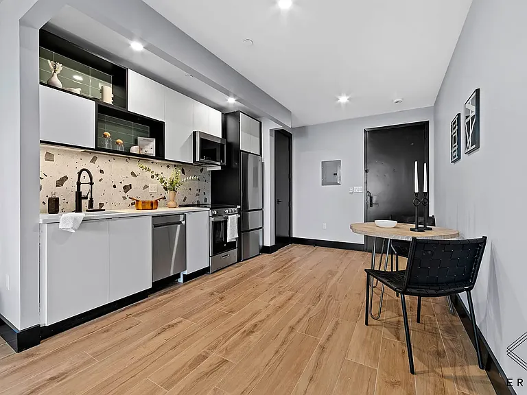 828 New York Ave #6B — Photo 5