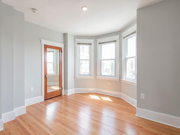 5th image of 2338 E Allegheny Ave #2