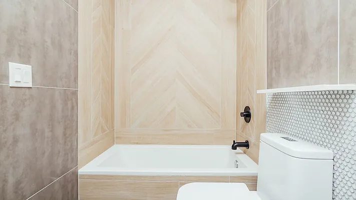 Rented by Nooklyn NYC LLC | media 7