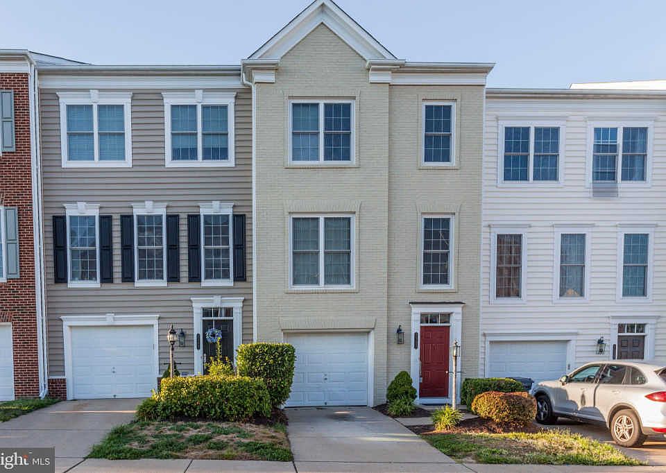 1st image of 2385 Brookmoor Ln #515A