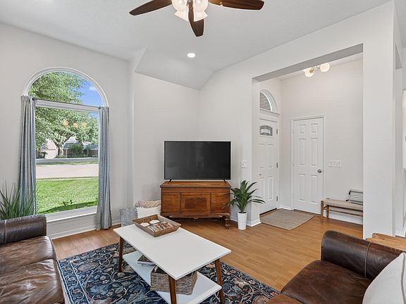 2nd image of 9243 Chester Park Drive