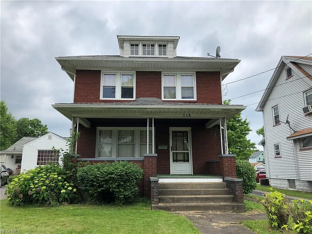 318 Stewart St photo 1