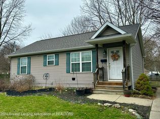 2510 S Rundle Ave, Lansing, MI 48910