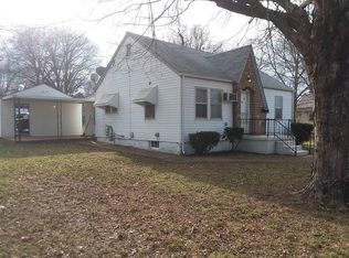 710 E Columbia St, Farmington, MO 63640