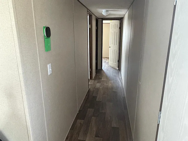 219 Garfield Dr — Photo 10