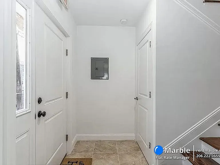 317 14th Ave #3 — Photo 3