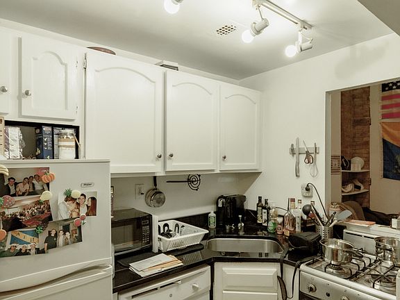 2nd image of 40 E 12th St #1BB