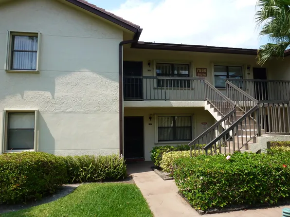 7586 Tahiti Lane #201, Lake Worth, FL 33467