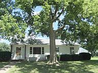 202 Cedar St Beatrice NE 68310 Zillow