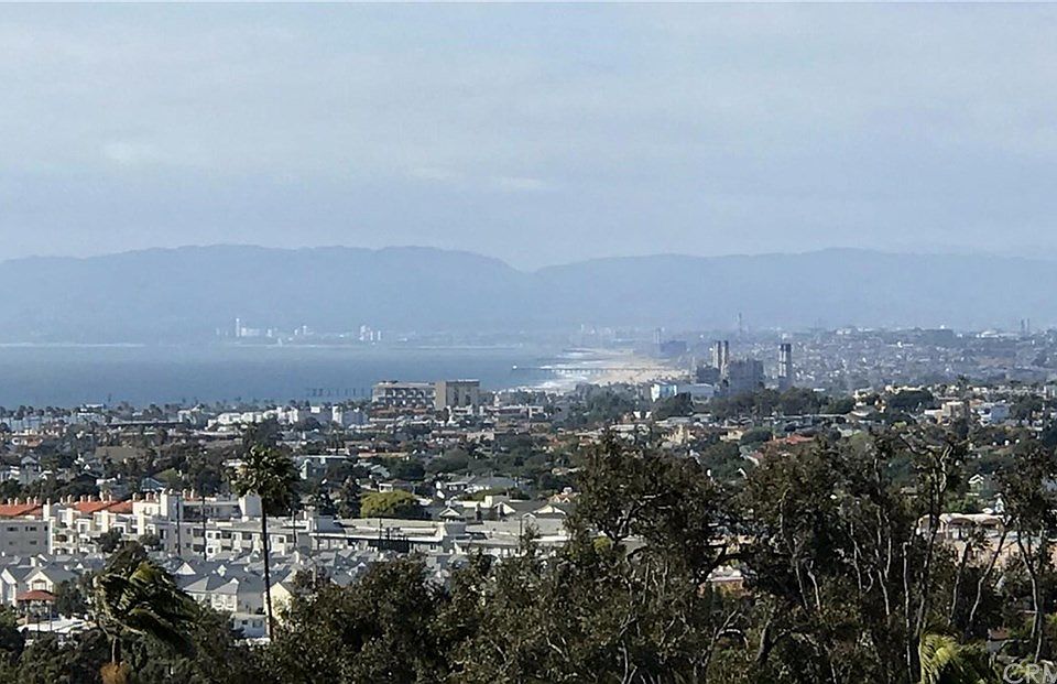 1st image of 337 Avenida Atezada