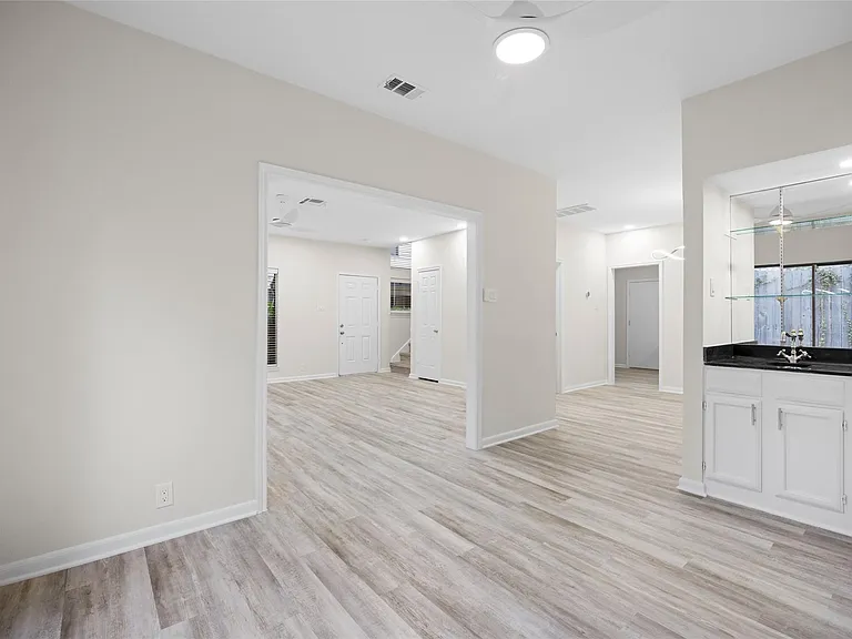 2668 Bering Dr #2668 — Photo 11
