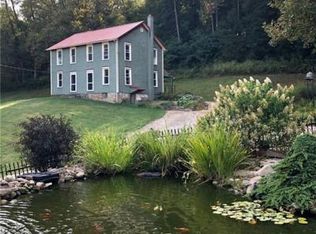 1279 Fox Ave SE, Paris, OH 44669