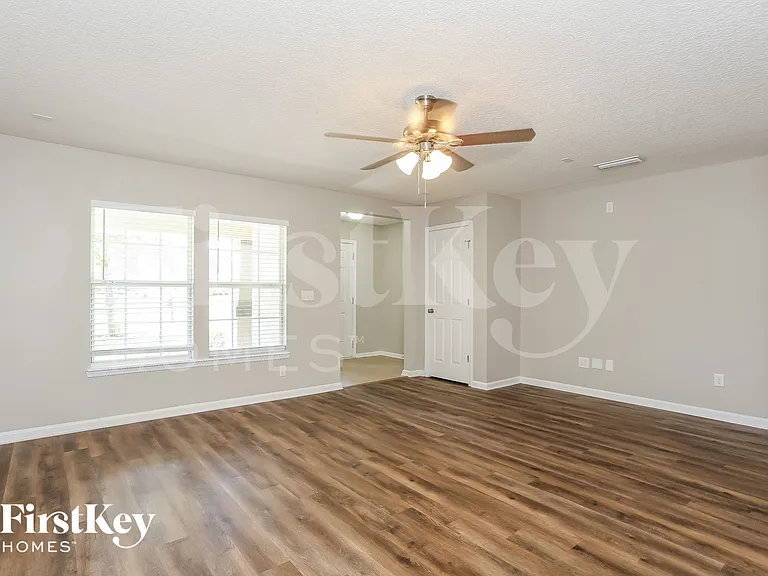 348 Candlebark Dr — Photo 3