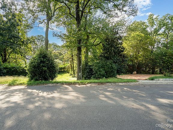 5th image of 3010 Parkstone Dr