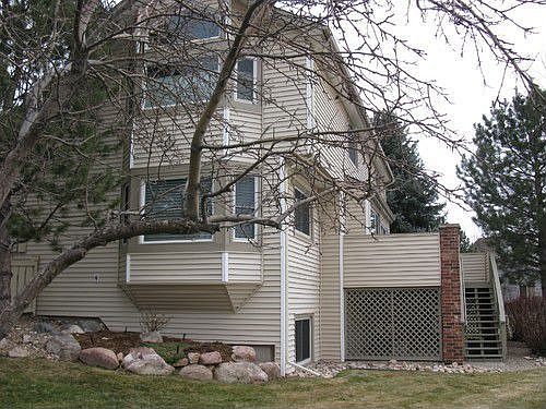 Side yard 