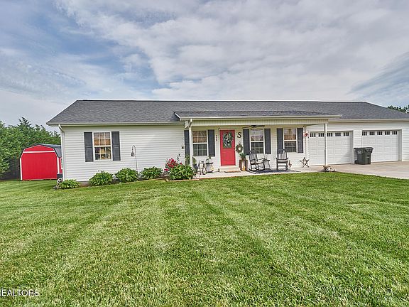 5th image of 119 Five Oaks Dr