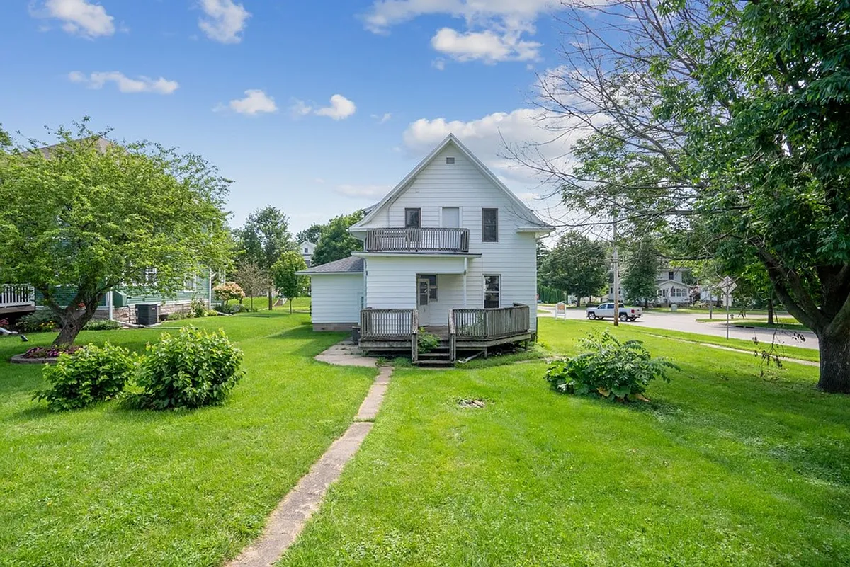 Building Photo - 1721 Clay St