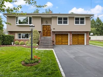 311 Shea Dr, New Milford, NJ, 07646