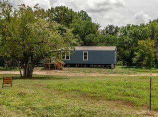 16 Cedar St #D, Mexia, TX 76667