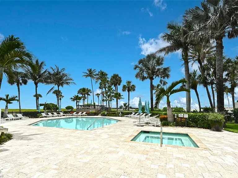 4551 Gulf Shore Blvd N #1001 — Photo 28