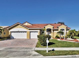 9681 Enchanted Pointe Ln, Boca Raton, FL 33496