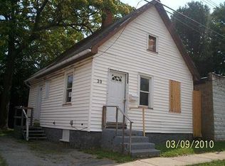 20 Leavenworth St, Rochester, NY 14613