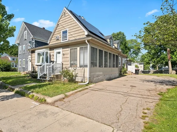 246 Belmont Ave, Brockton, MA 02301