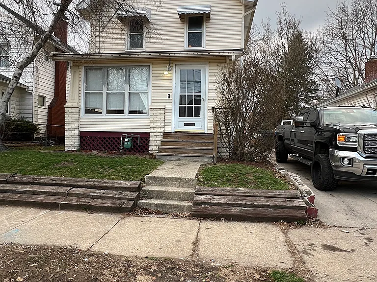 1757 Marks Ave — Photo 1