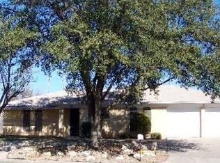 3718 Millbrook Dr, San Angelo, TX 76904