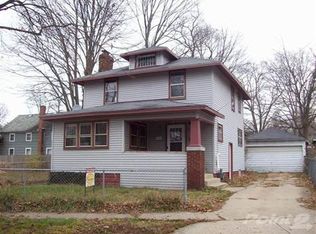 215 S 5th St, Niles, MI 49120