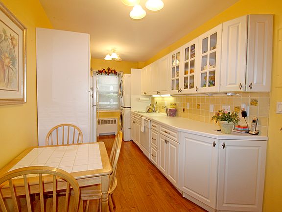 2nd image of 549 Central Ave APT 24A