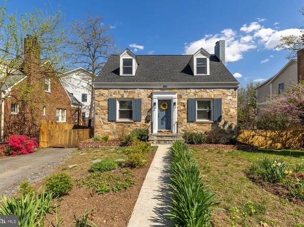 1621 N Quincy St, Arlington, VA 22207