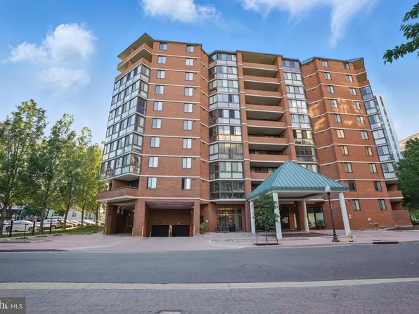 1001 N Randolph St APT 523, Arlington, VA 22201