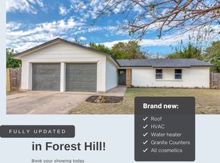 3341 Centennial Rd, Forest Hill, TX 76119