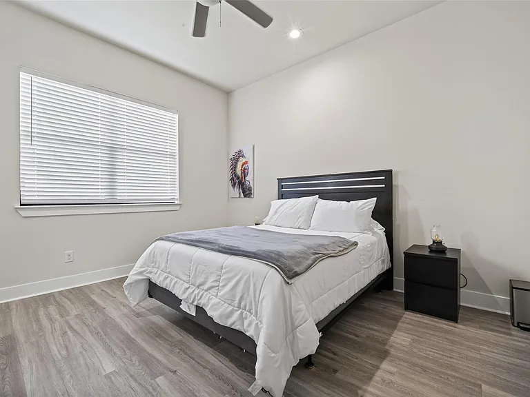 4104 Marina St — Photo 27