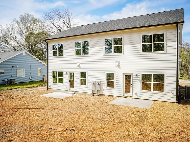 816 N Taylor St — Photo 35