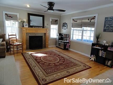 5th image of 18 McEchron Ln