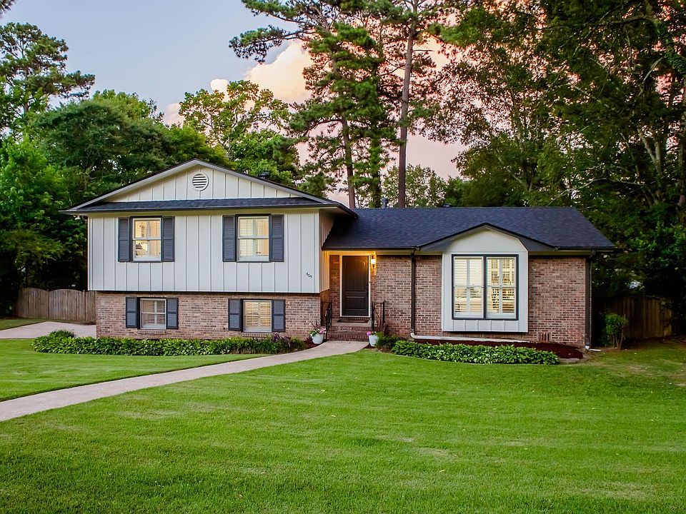1st image of 605 Twin Branch Dr