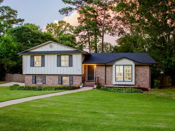 605 Twin Branch Dr, Birmingham, AL 35226