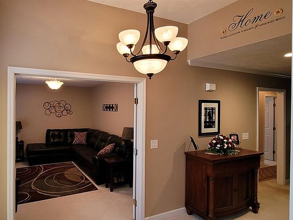 5th image of 968 Wickham Dr