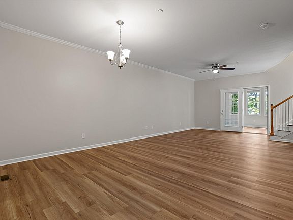 5th image of 728 Bacon Trl APT 61