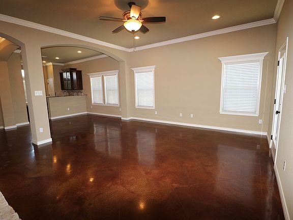 5th image of 3116 Silver Saddle Dr