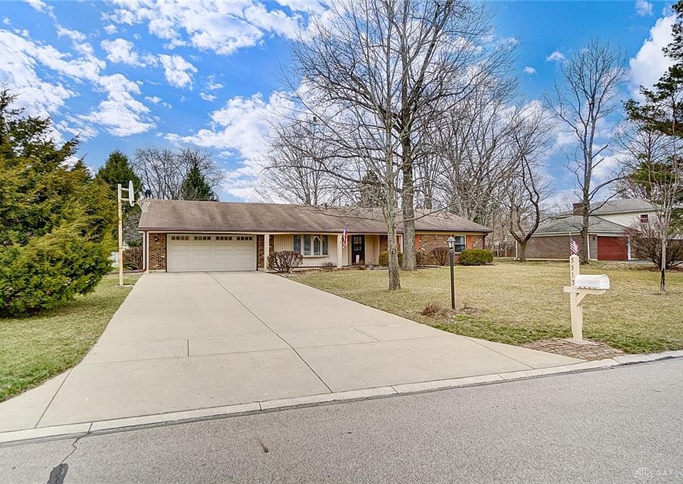 1st image of 5513 Royalwood Dr
