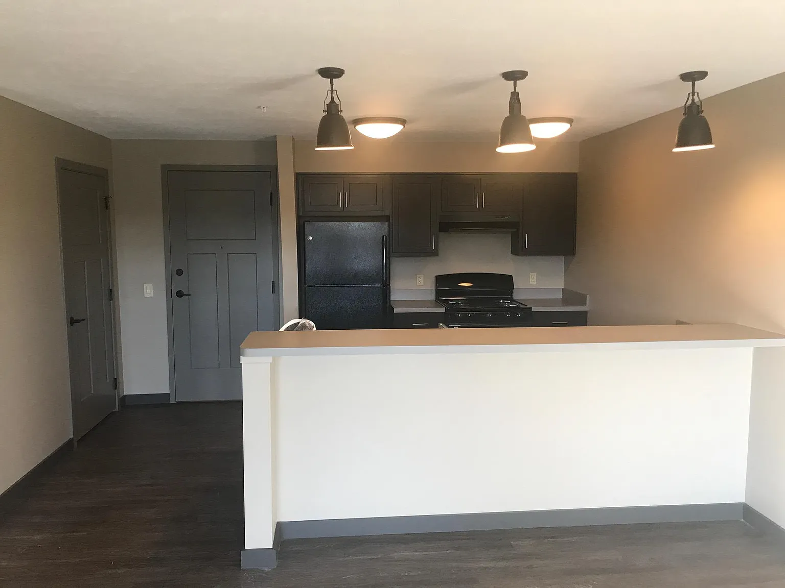 Middlebury Commons Housing, LLC - 216 — Photo 3
