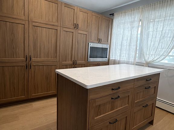 2nd image of 122 Dean Dr #1