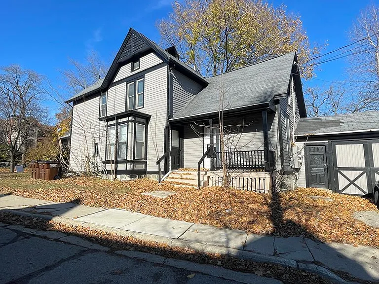 516 N Adams St — Photo 15